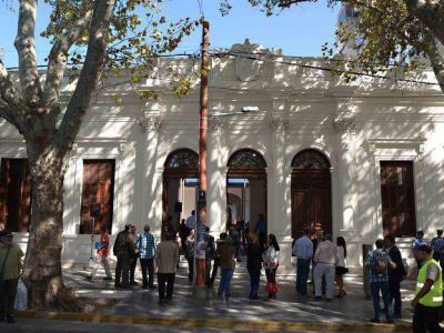 Restauraron el edificio de la escuela Mitre: estuvo cerrado 28 a�os