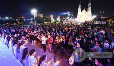 #2A: Emotiva jornada por �Verdad y Justicia� 