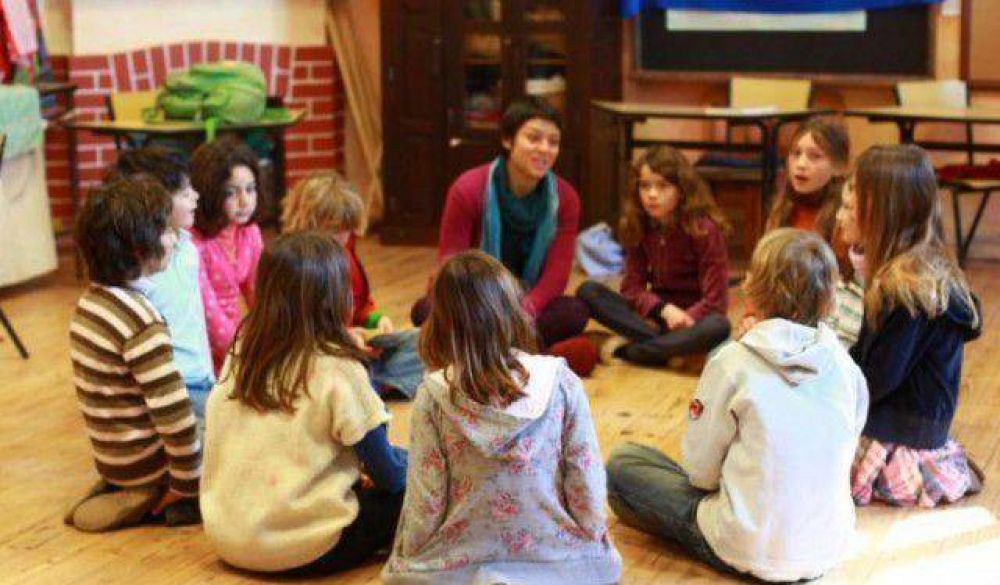 Padres implementan la educaci�n Waldorf en la provincia