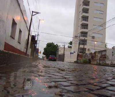 S�bado con lluvias aisladas 