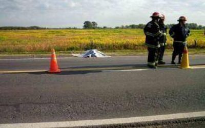 Rutas tr�gicas: Joven muri� tras colisionar con cami�n