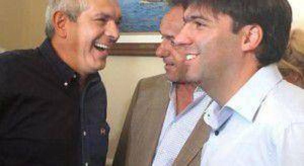 Scioli pas� Viernes Santo junto a Bossio y Dom�nguez en Tandil