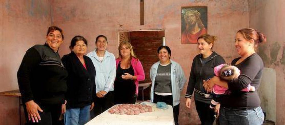 Las cocinas comunitarias, experiencias de vida, trabajo y esperanza