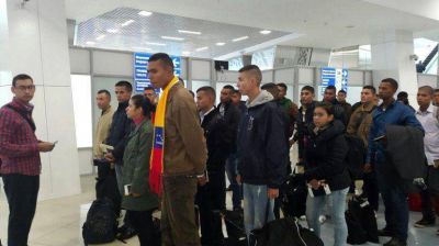 Los venezolanos que se escapan de la crisis: cerca de 60 se radican por mes en Uruguay