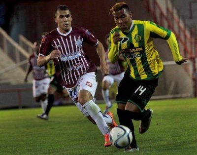 Aldosivi se reencontr� con la victoria ante su gente