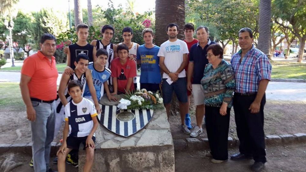 Atl�tico. Cumplea�os y tribunas
