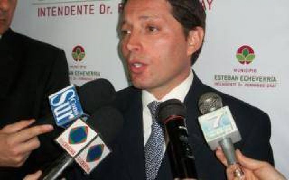 M�sica y espect�culos en el aniversario de Esteban Echeverr�a