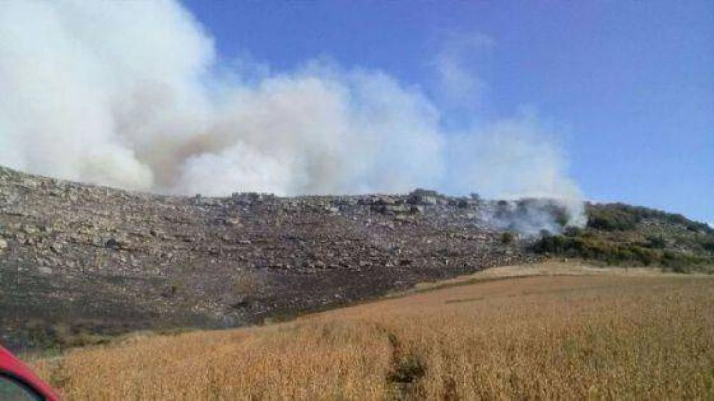 Otro incendio afecta a Sierra de los Padres