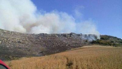 Otro incendio afecta a Sierra de los Padres