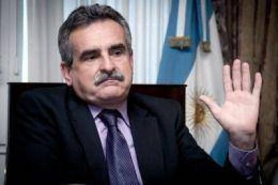 �En Argentina hay una derecha conservadora y antiperonista que quiere volver a los '90 sin anestesia