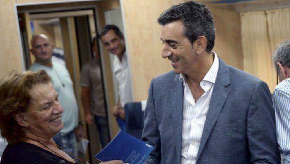 Randazzo, y el nuevo tren que une Bs.As. con Rosario