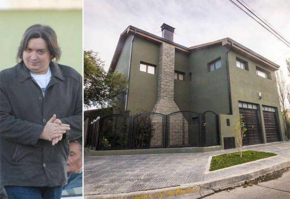 Mientras decide su futuro pol�tico, M�ximo contin�a las reformas en su casa de Gallegos