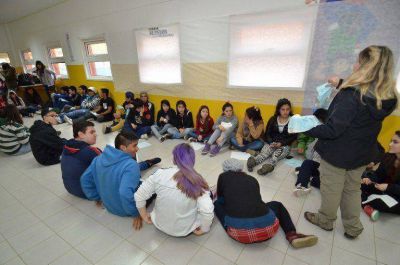 El Colegio Favaloro realiz� Jornada de reflexi�n y construcci�n de la memoria
