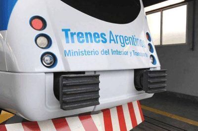Bag� confirm� los avances para que el tren cero kil�metro llegue a Olavarr�a