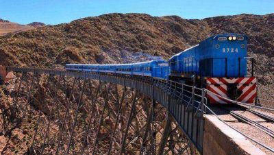 Volvi a operar el Tren de las Nubes en Salta