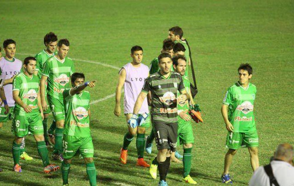 Sportivo Belgrano no pudo con Estudiantes y sigue sin ganar