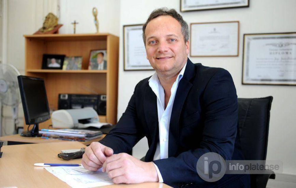 Pacharotti ser�a candidato con el partido del �Momo� Venegas