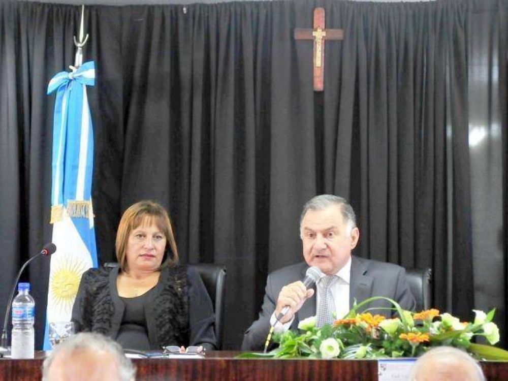 Seguridad, obras y servicios
