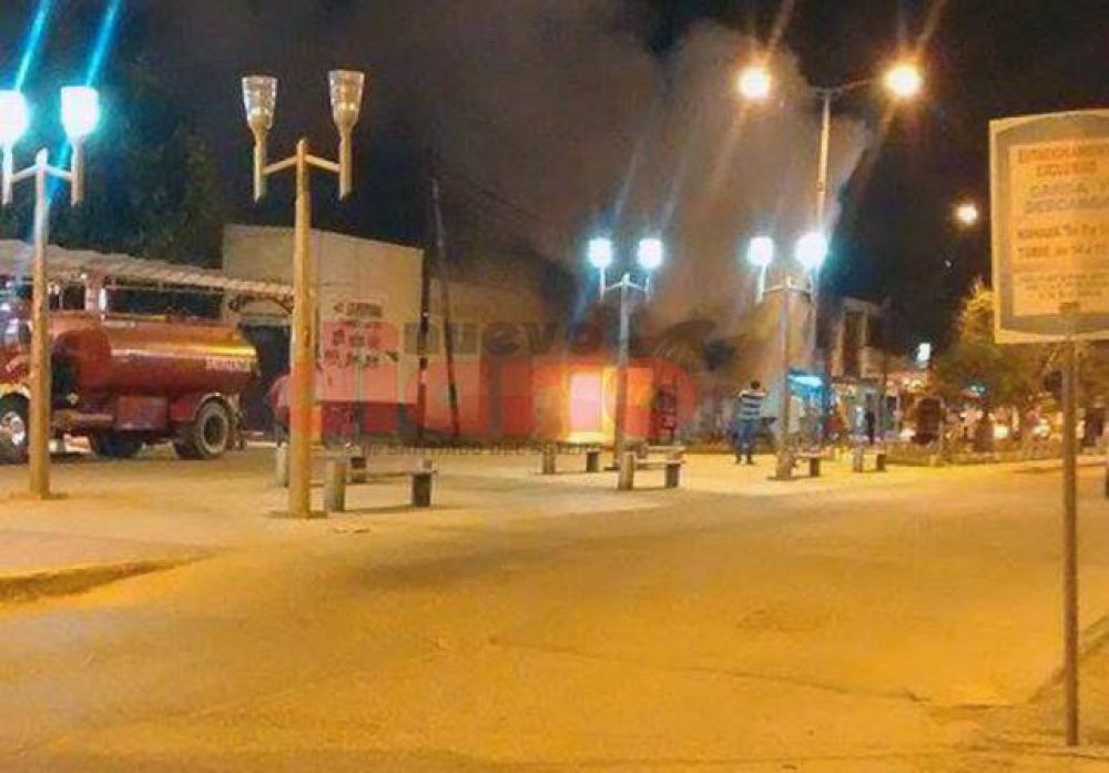 La Banda: Un voraz incendio gener� p�nico entre los vecinos