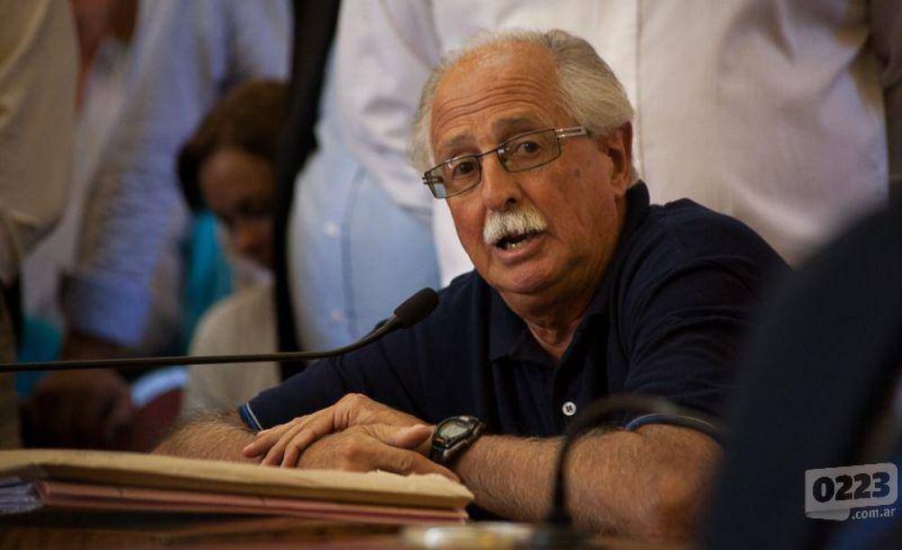 Denuncian que el Emvial y el Enosur son �entes en bancarrota�