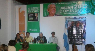 Juli�n Dom�nguez: �Seguimos sembrando la semilla de la ilusi�n y el futuro en la provincia� 