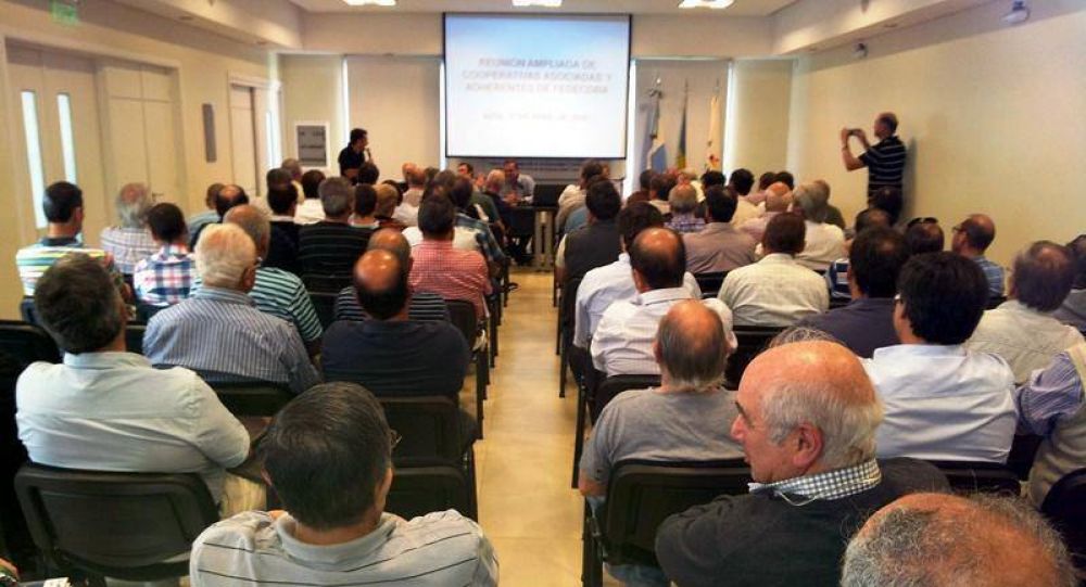 Cooperativas insisten en su pedido de mayores ingresos para el sector