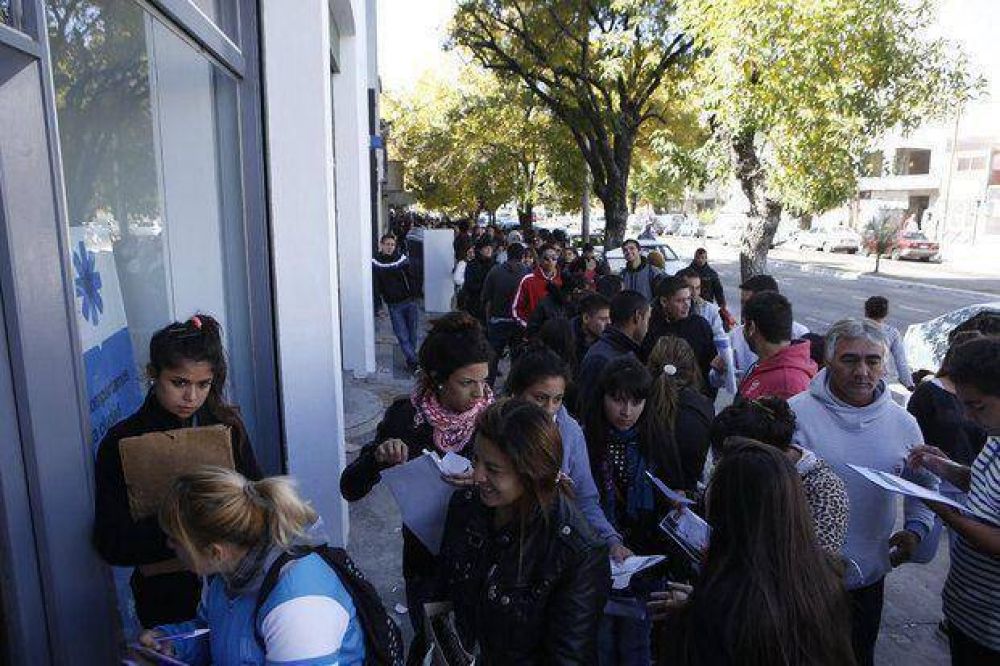 Arranc� otra inscripci�n a la Polic�a Local: hubo 900 anotados en un d�a