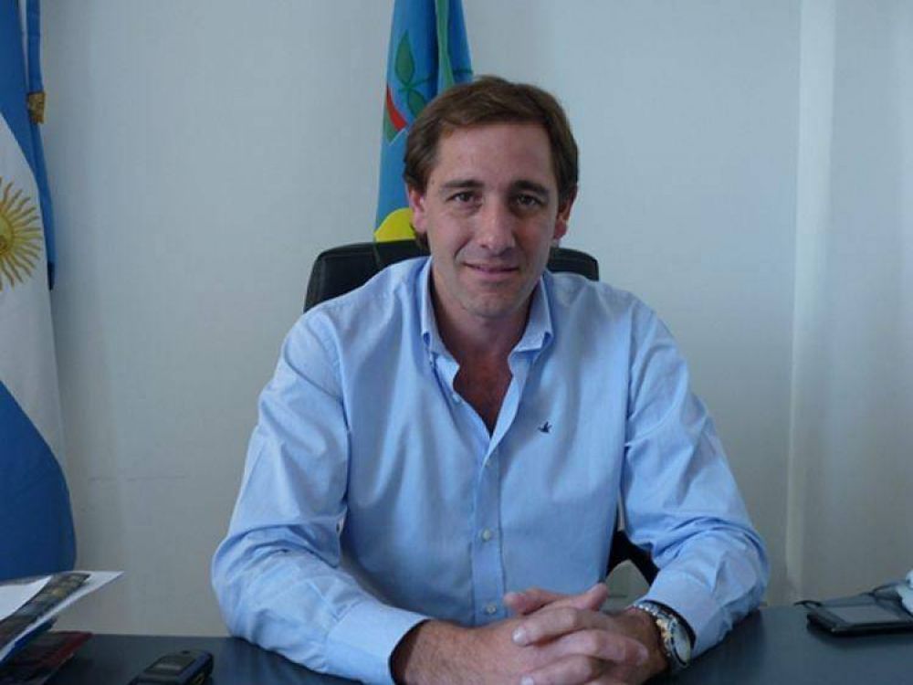 Garro a Panella: �Tendr�a que postularse a concejal�