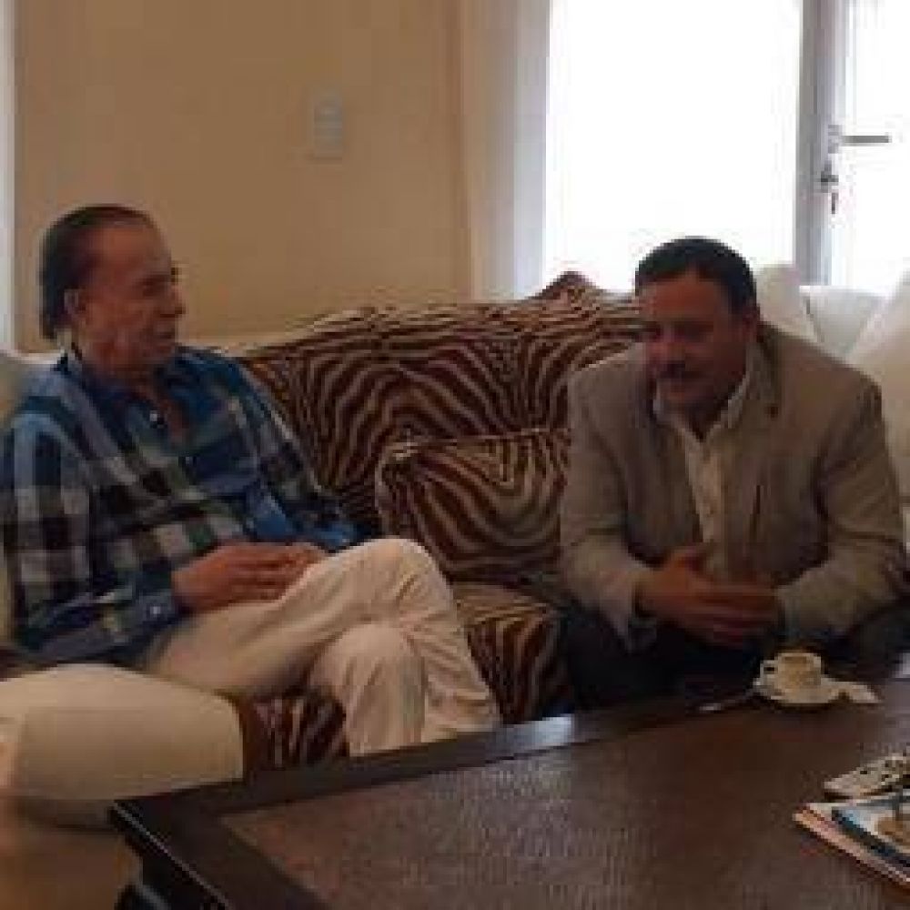 Carlos Menem recibi� a Ricardo Quintela y hablaron del #5J