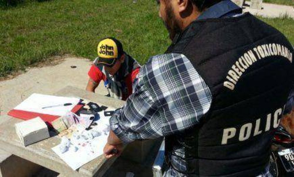 Simulaba vender alfajores, pero en realidad se trataba de drogas