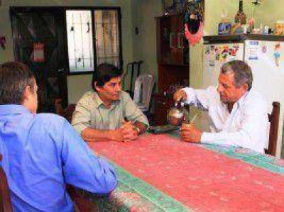 En contexto cr�tico, Quiroga salud� anuncio del tren