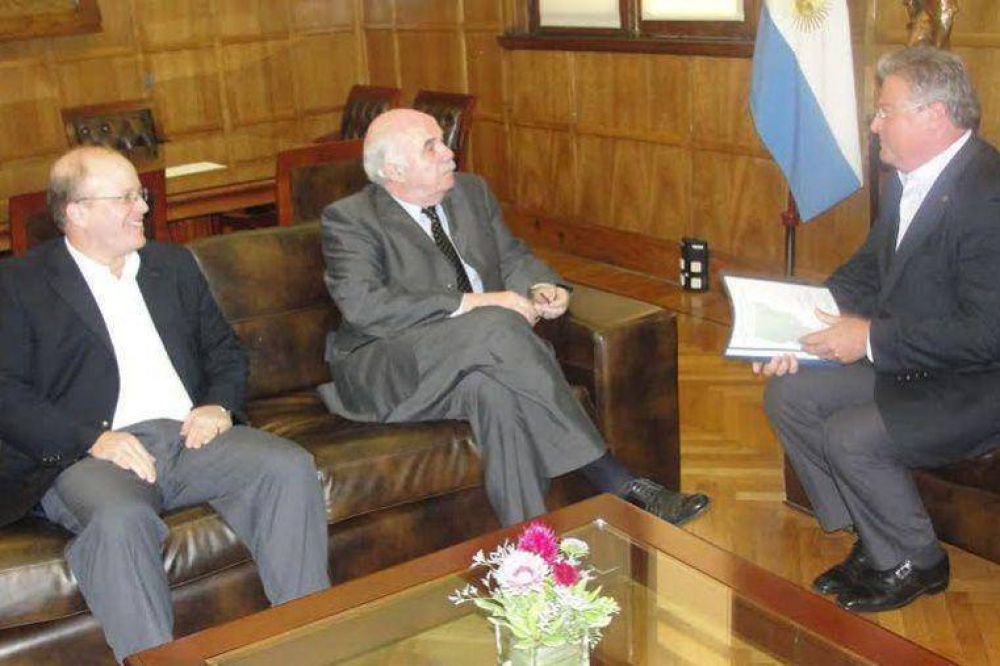 Naci�n se comprometi� a homologar la emergencia