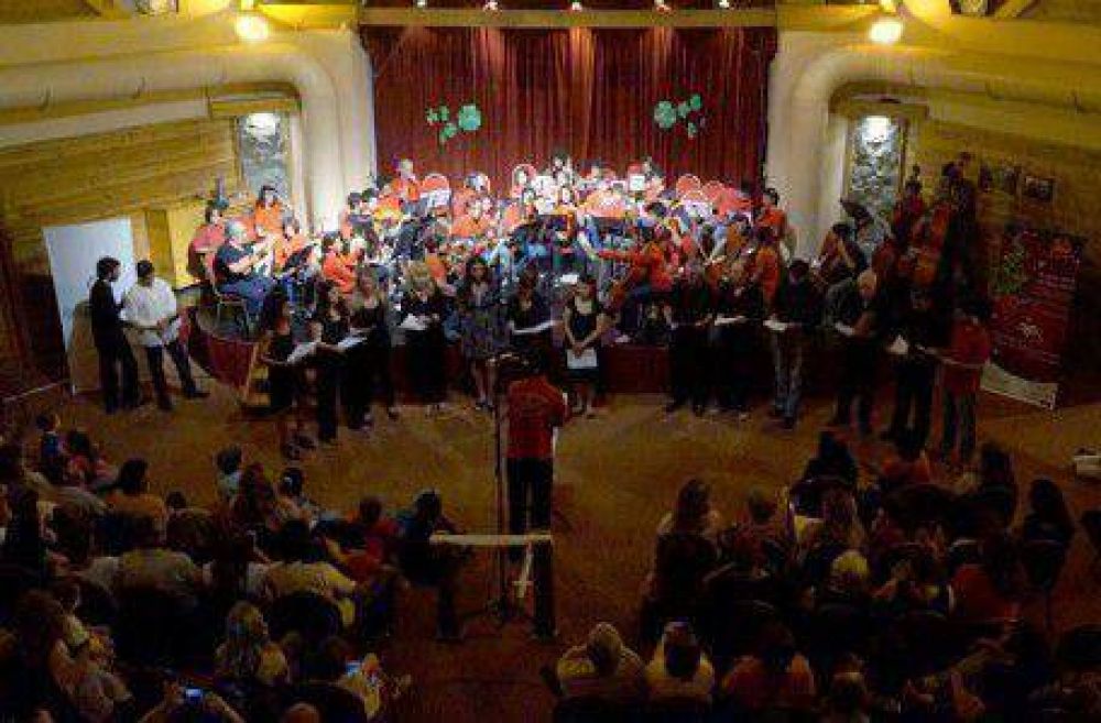 El viernes realiza su primer concierto la Orquesta Escuela Municipal
