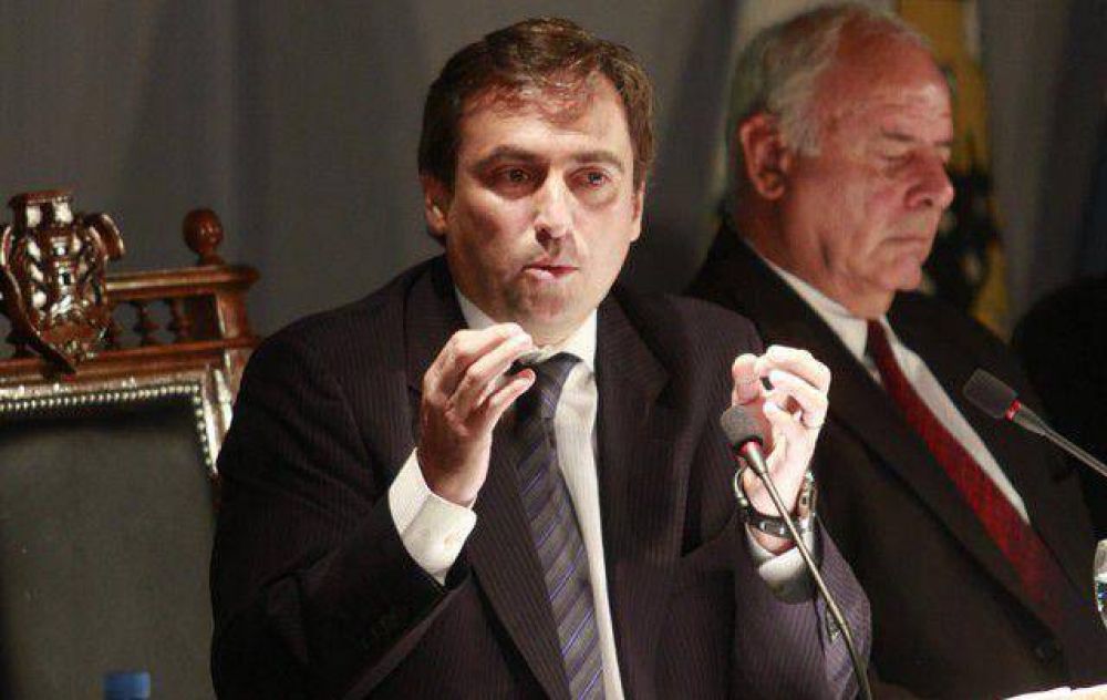 Mestre se defendi� tras los dichos de Schiaretti y Llaryora