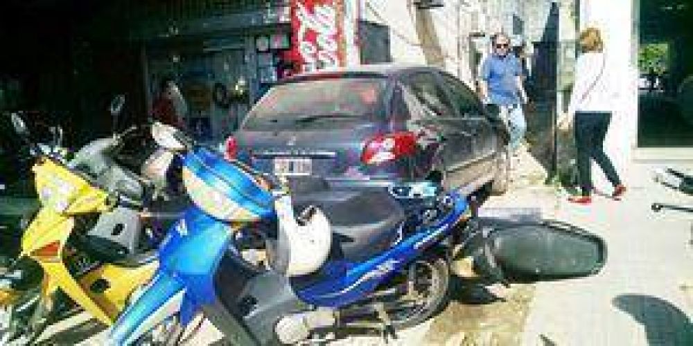 Conductora �furiosa� por bloqueo a garage