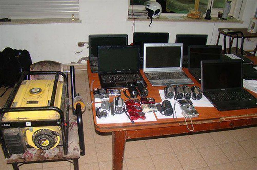 Recuperan valioso equipamiento electr�nico