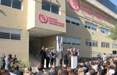 Vicente L�pez inaugur� su universidad p�blica y gratuita 