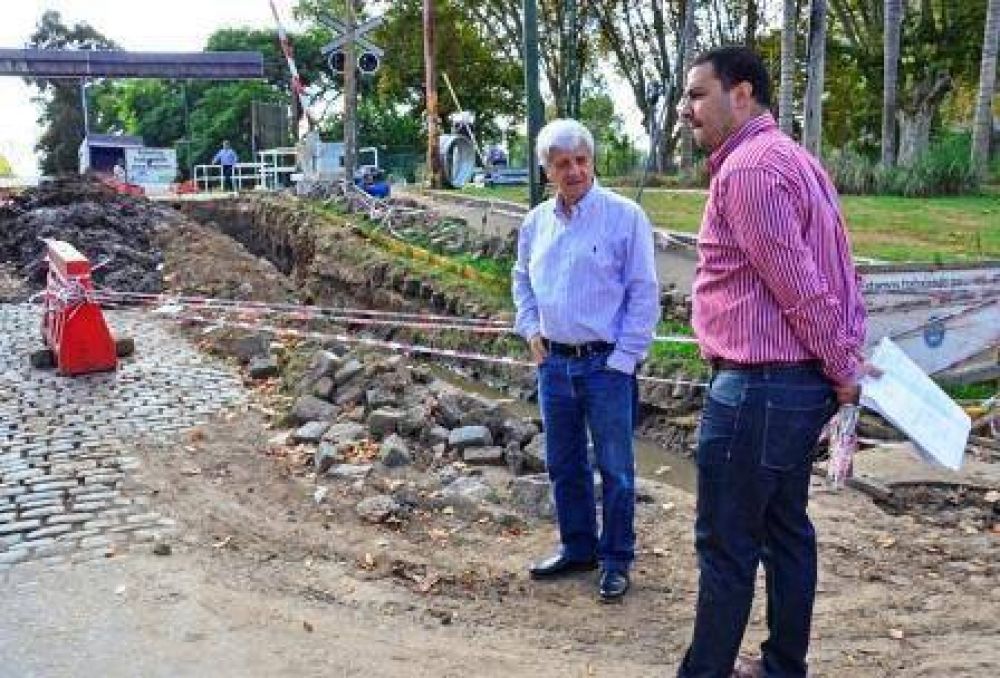 Construyen nuevos desag�es en la zona del bajo de San Fernando 