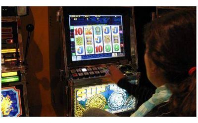 Una mujer se gan� un mill�n de pesos en el bingo de Pilar