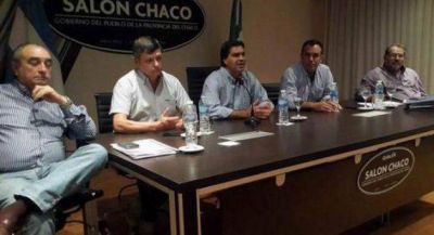 Capitanich alent� a precandidatos a intendentes �a que salgan a trabajar�