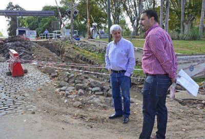 Luis Andreotti recorri� nuevos trabajos de desag�e en la zona del bajo