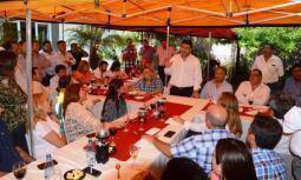 Bosetti oficializ� su respaldo a la candidatura de Casas