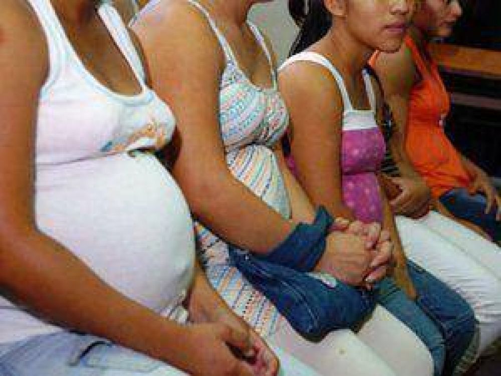 Contin�a campa�a de prevenci�n de embarazo adolescente