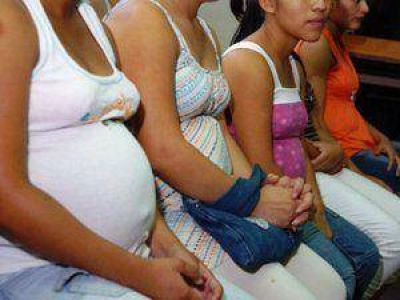 Contin�a campa�a de prevenci�n de embarazo adolescente