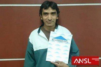  Un limpiavidrios encontr� m�s de $150 mil en dos d�as y los devolvi�