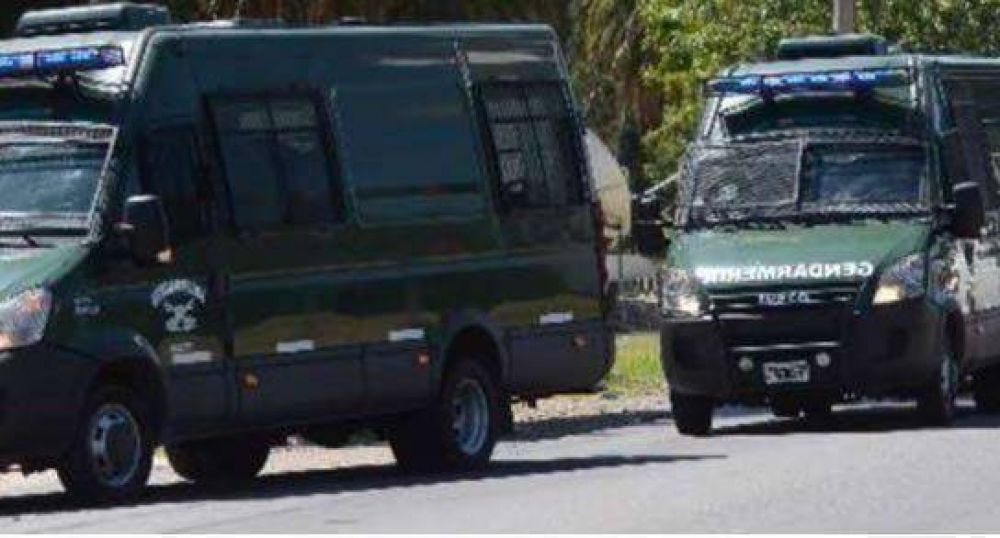 A un a�o del desembarco de Gendarmer�a