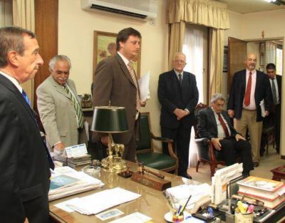 UNSJ: por el juicio, ratifican que no ofrecer�n disculpas