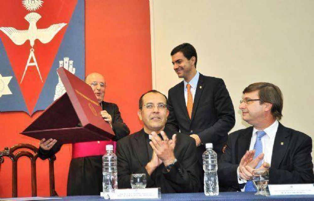 Juan Manuel Urtubey abre el ciclo de di�logo pol�tico de la Universidad Cat�lica de Salta