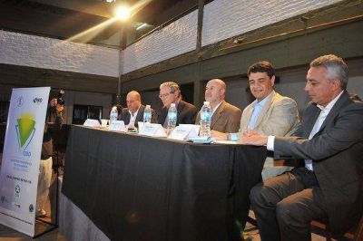 San Isidro, Tigre y Vicente L�pez firmaron convenio con la Iglesia para asistir a j�venes con adicciones