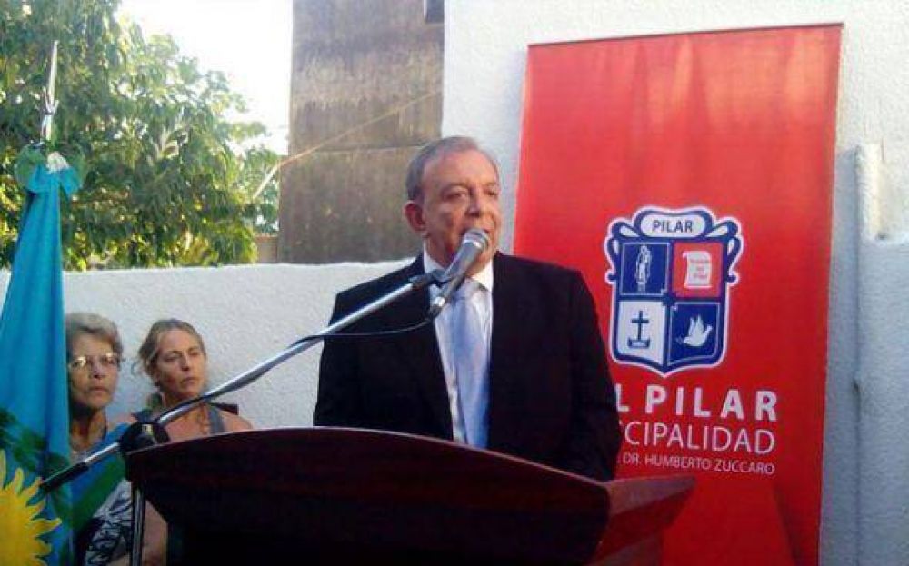 El intendente Humberto Z�ccaro anunci� cambios en el gabinete